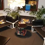 ホステル Popcorn