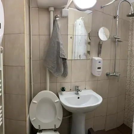 Popcorn Hostel